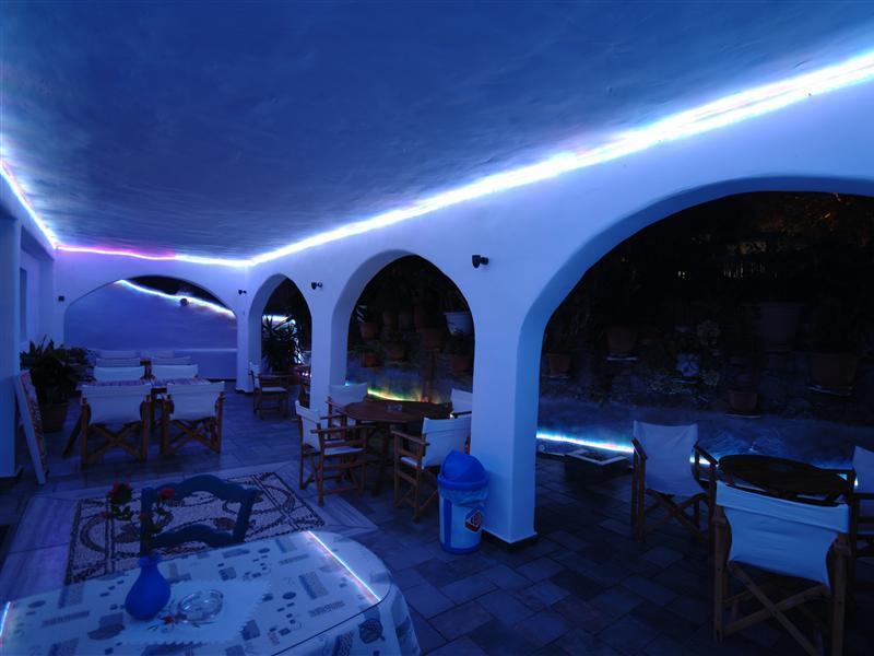 Psarou Hotel 2*