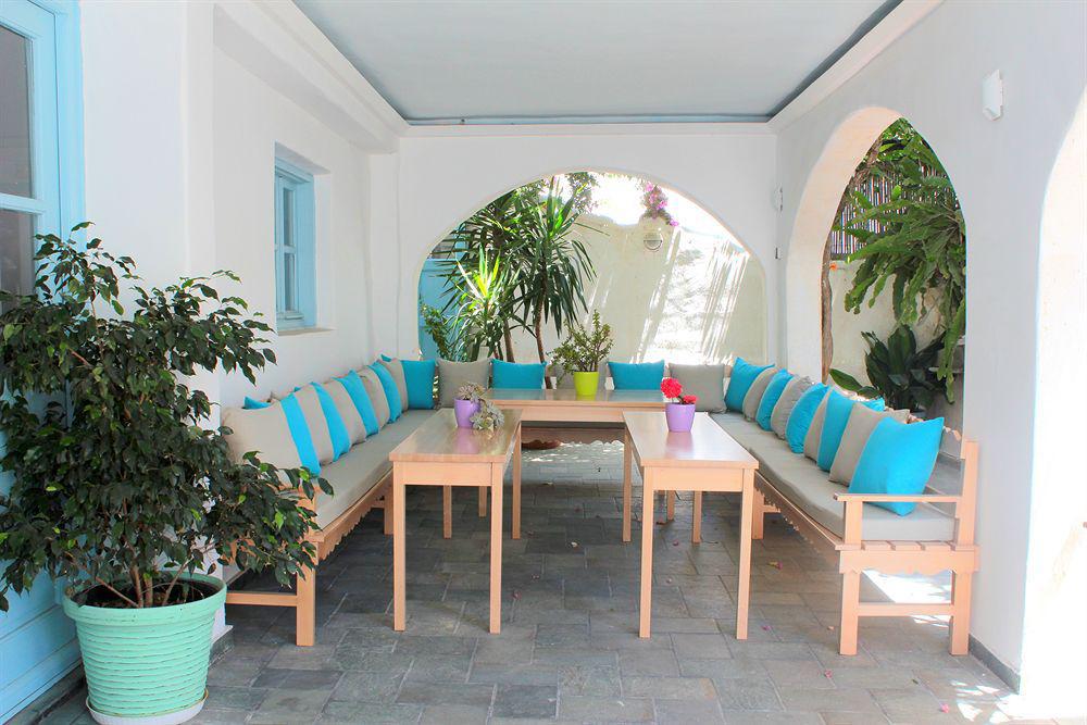 Psarou Hotel